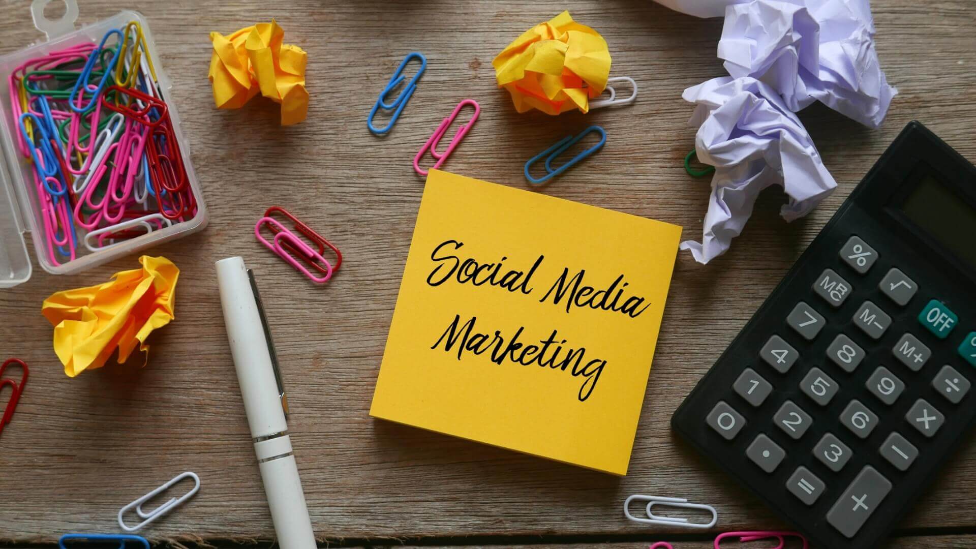 Social media marketing word in a yellow paper