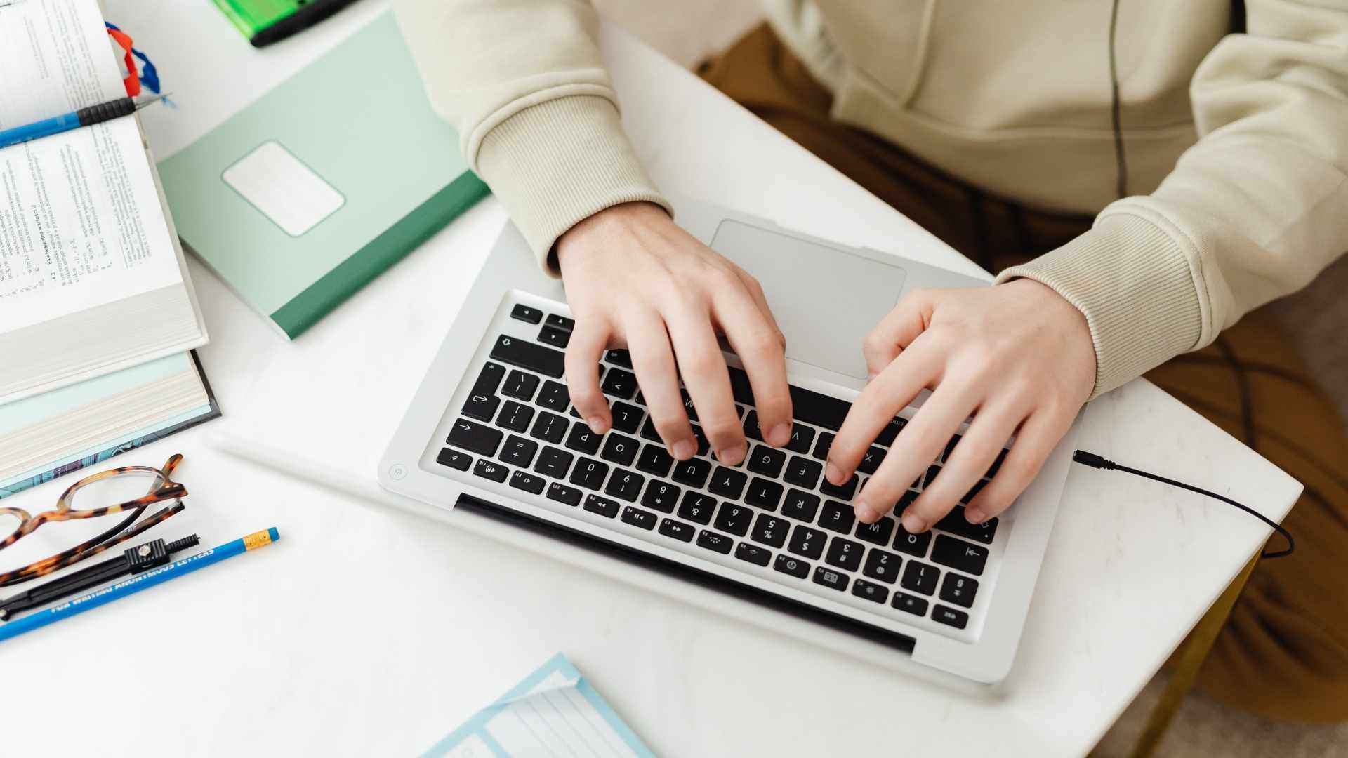 agency member jotting down notes