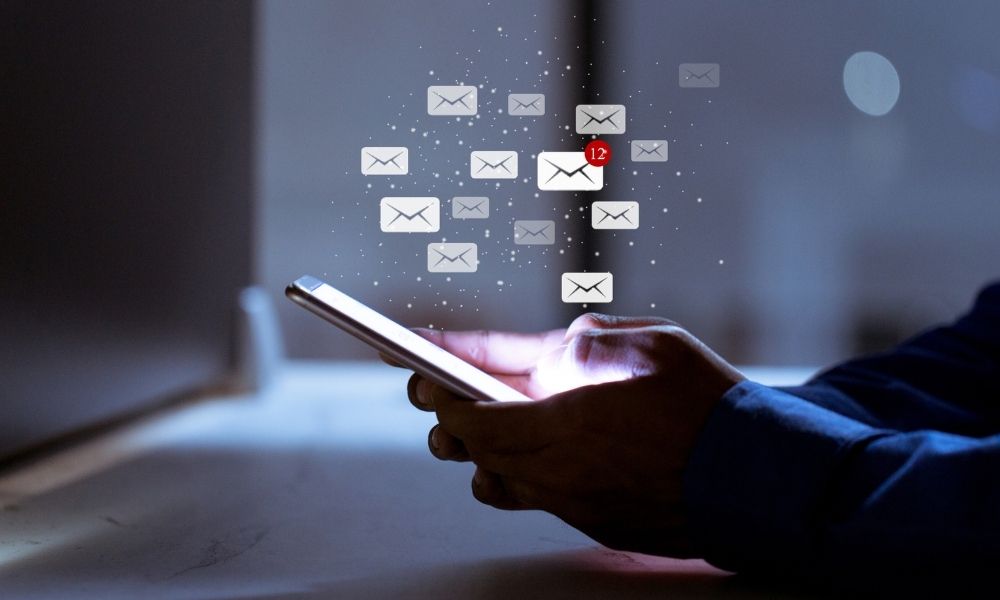 an image representing of a digital marketer sending emails