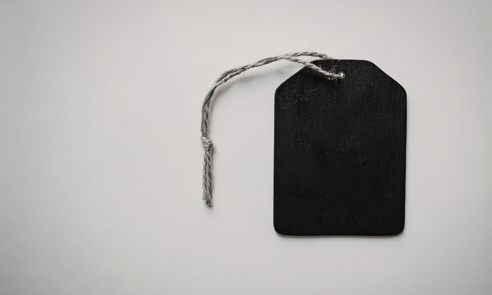 black price tag