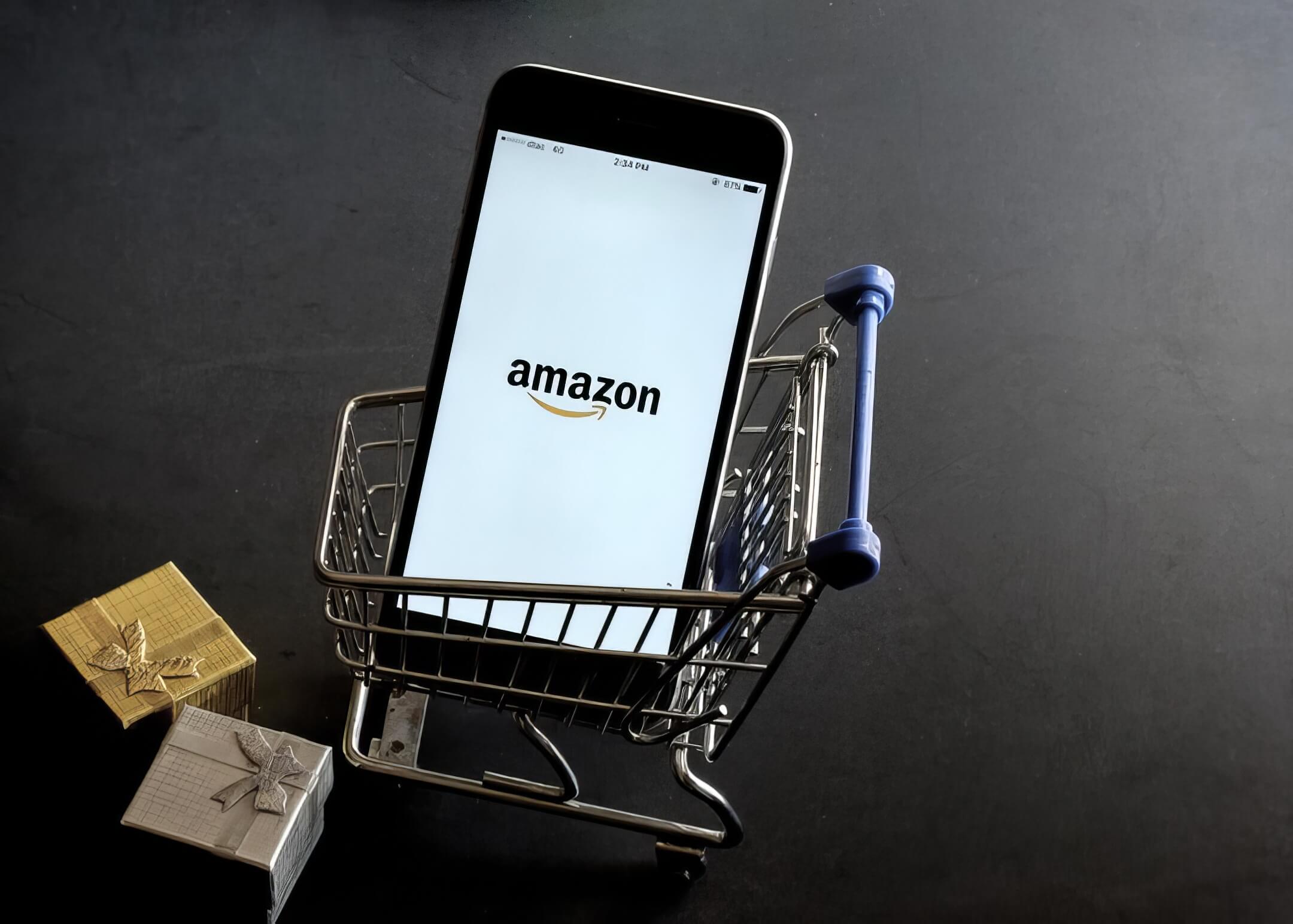 cell phone in a cart browsing amazon