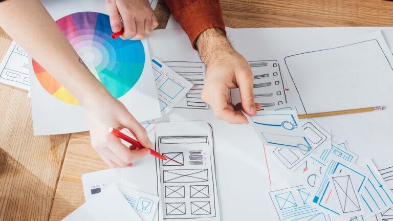 designers-planning-user-experience