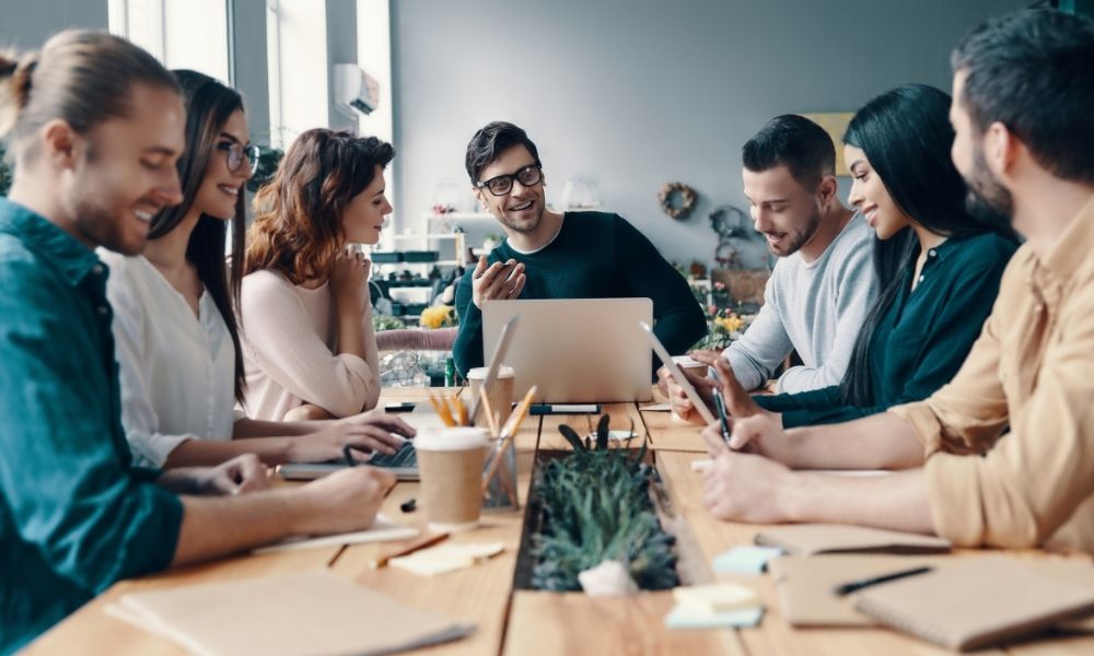 group of saas tech developers working on a project