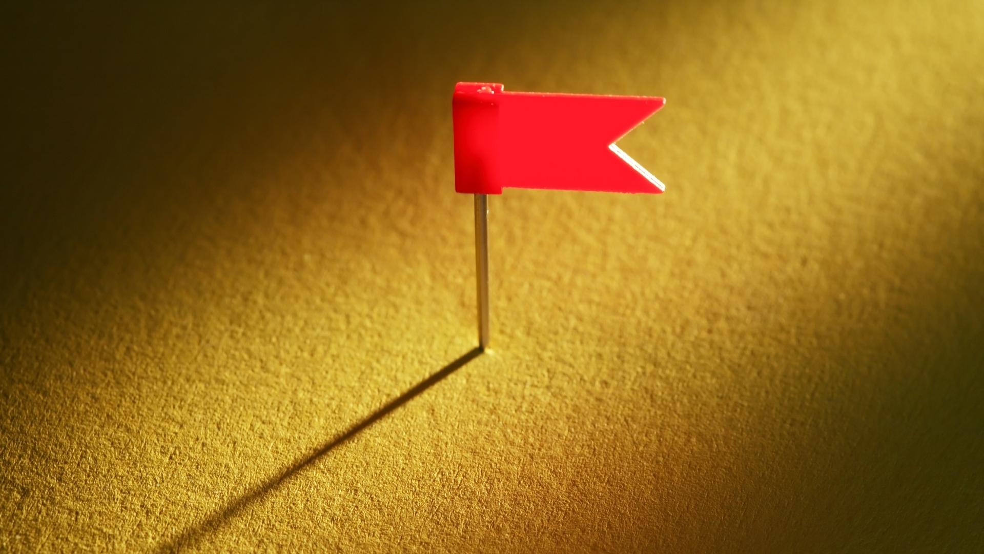 miniature generic red flag
