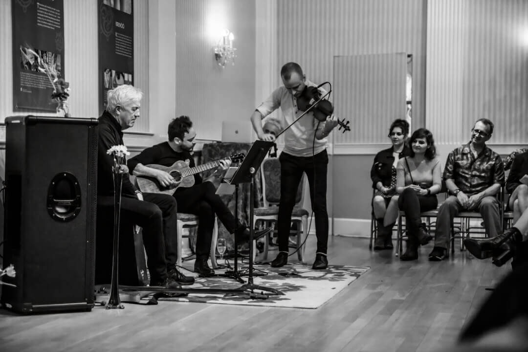 valev playing the violin